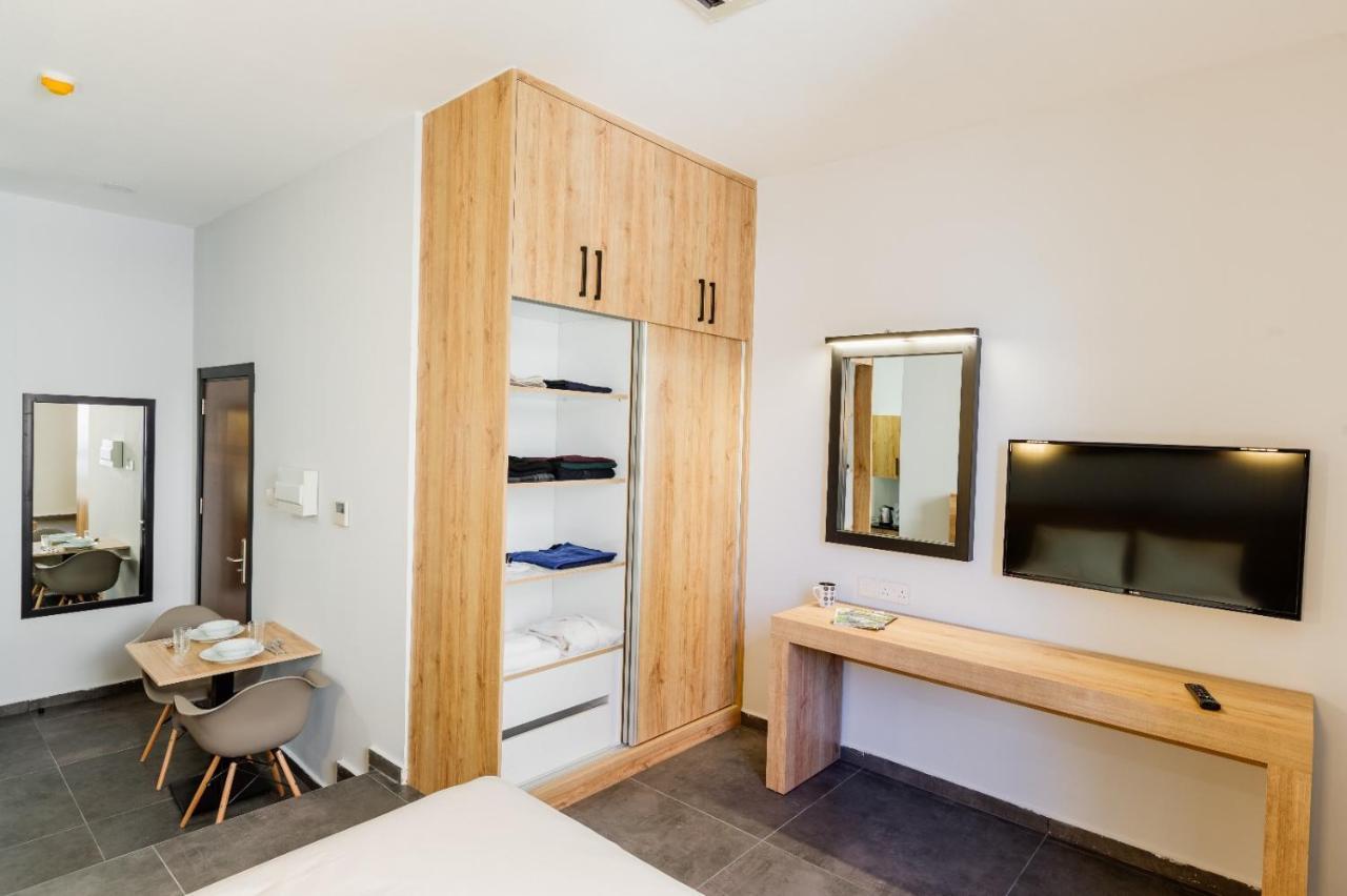 G Suites Luxury Rentals Nikosia Exterior foto