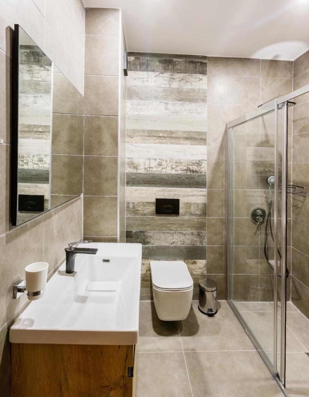 G Suites Luxury Rentals Nikosia Exterior foto