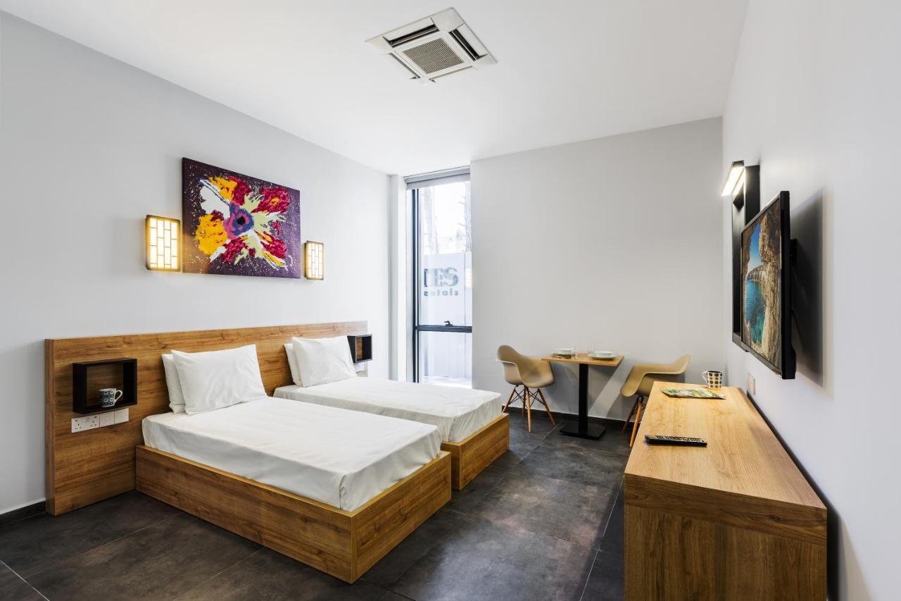 G Suites Luxury Rentals Nikosia Exterior foto